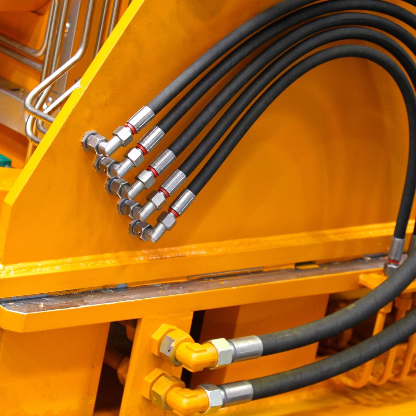 Breezemount Electrical & Hydraulics Ltd