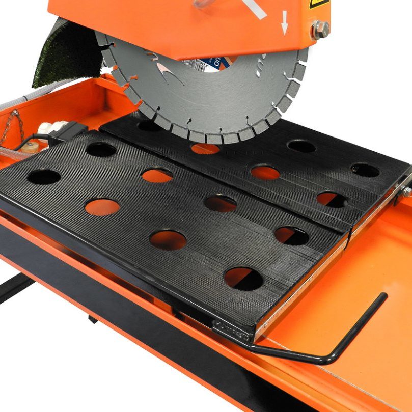 Norton Clipper CM42 Masonry Saw